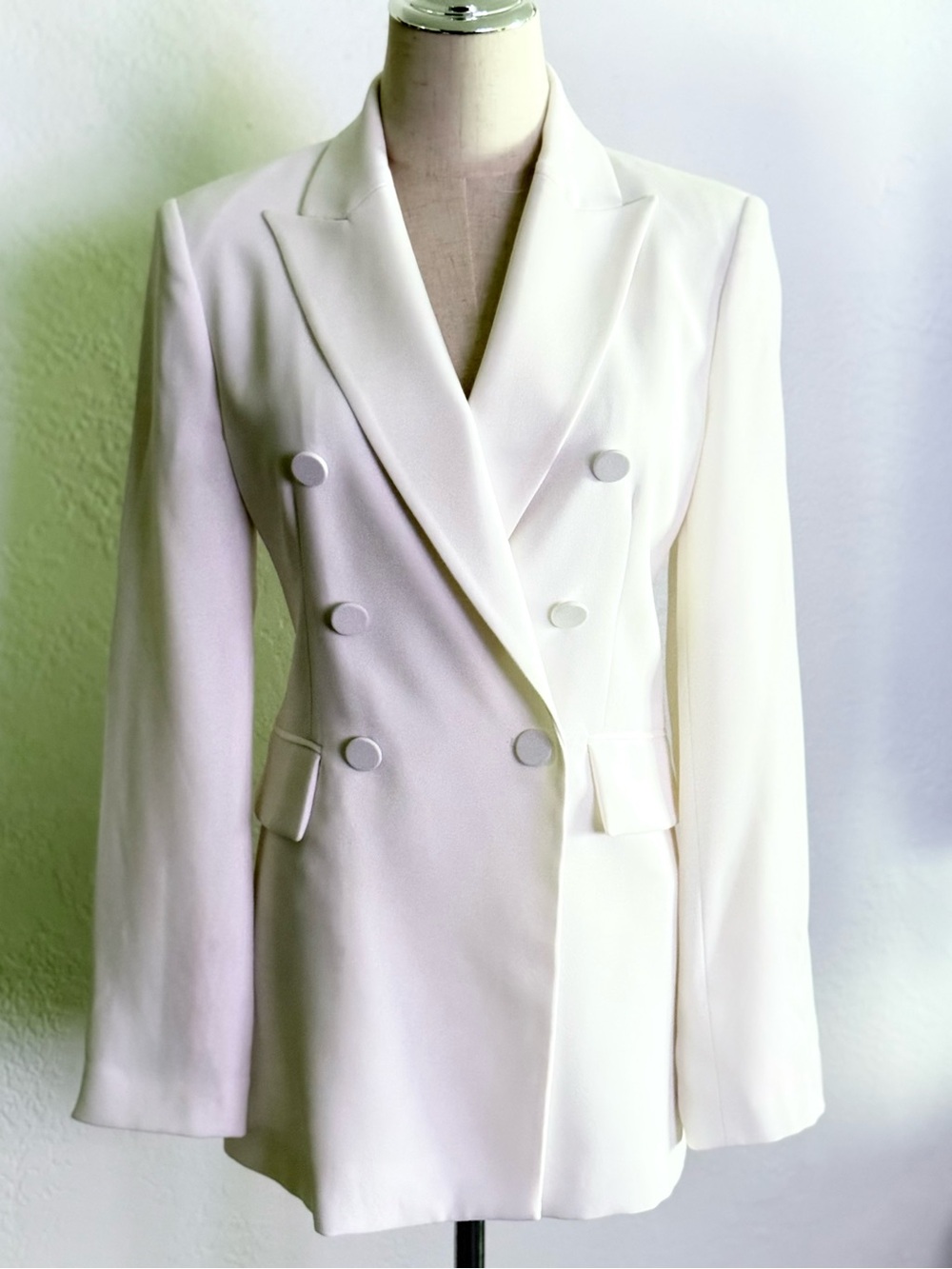 Zara Double-Breasted White Blazer with Covered Buttons M Classic Suit Minimalist